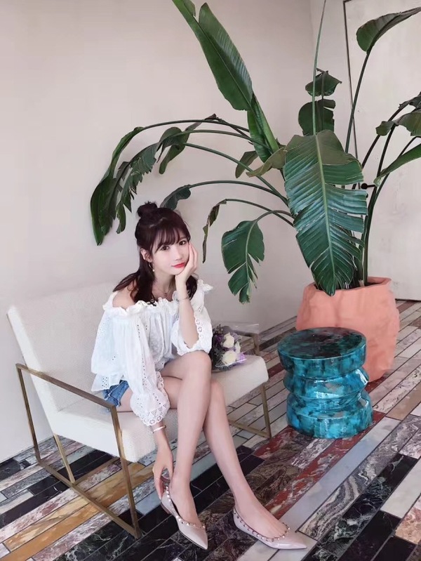 平价好用的彩妆全套推荐视频,巨好用的平价彩妆