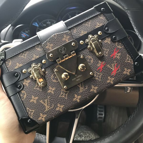 高仿和精品差距多大,高仿产品都是哪里出的