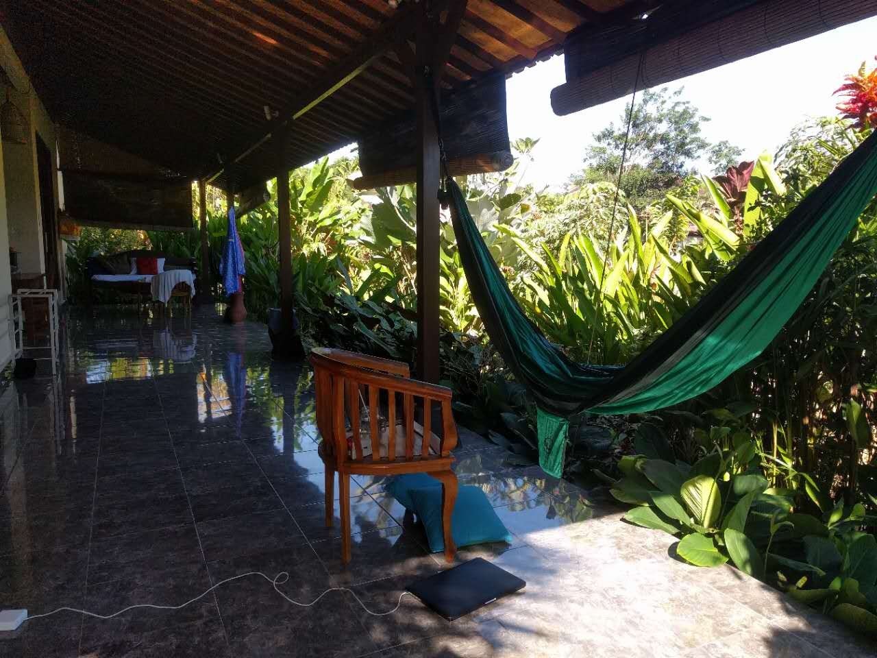 好羡慕别人能挣很多钱,环游世界的高薪工作有哪些