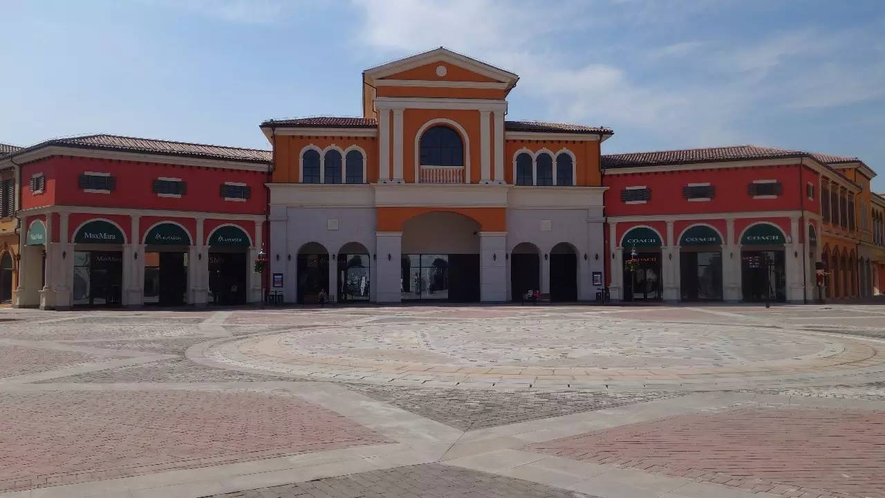 鹿泉奥特莱斯购物攻略,石家庄鹿泉奥特莱斯最新消息