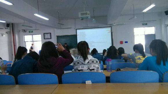 凤凰日参05.15｜青岛交警公布前海一线24个停车场位置！