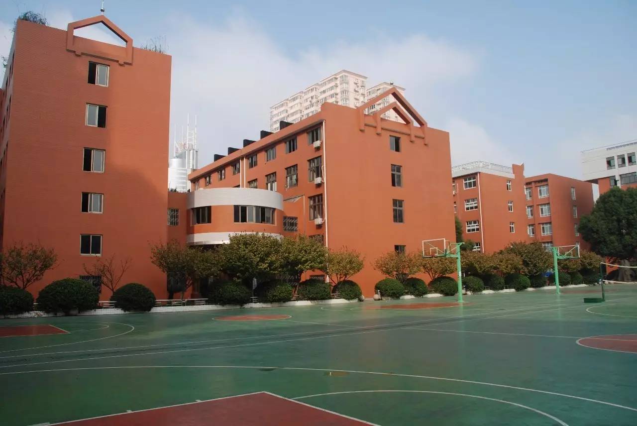 十一中2022年校长,走进十一中