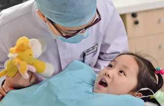 丽江三部曲亲子运动,千人亲子运动会