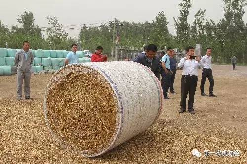 华德打捆机新款双轴,华德最新打捆机