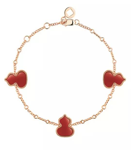 想像明星一样做了辣妈还满满少女feel，这些珠宝来帮你