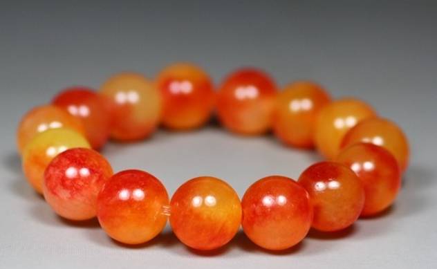 怎么鉴别金丝玉中的宝石光,金丝玉冻光与宝石光区别