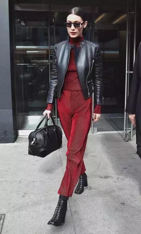 女明星把它宠上了天，一年四季走哪儿带它！