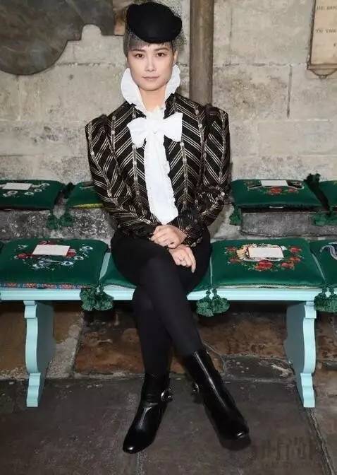 2017蛇与骨的华丽融合!古驰又承包了我下半年的钱包了!