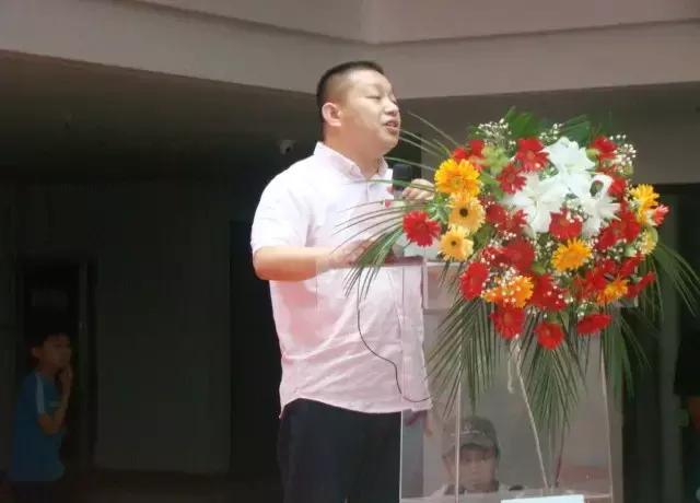 虹泰家具运营中心,安庆市虹泰新材料有限责任公司