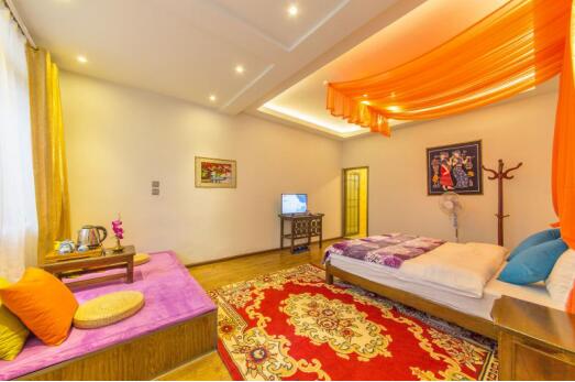 丽江旅行消费怎么样啊,丽江带一家人旅游花费