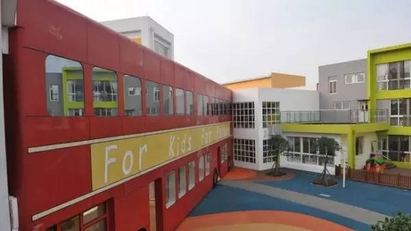 郭晶晶孩子的学费,郭晶晶儿子读的学校