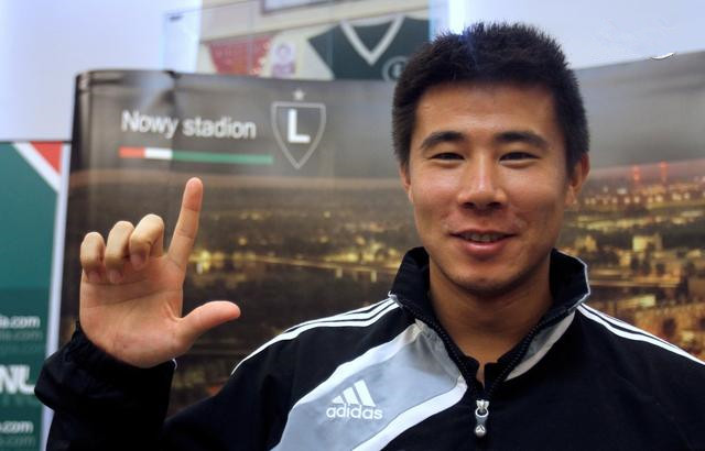 吹完张玉宁又捧叶尔凡，小成就却大追捧，这是幸还是不幸？