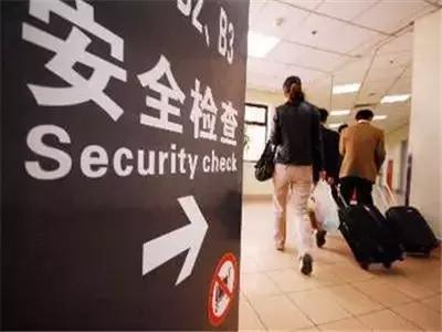 海外留学生陷入两难境地怎么办,海外留学生回国的艰辛之路