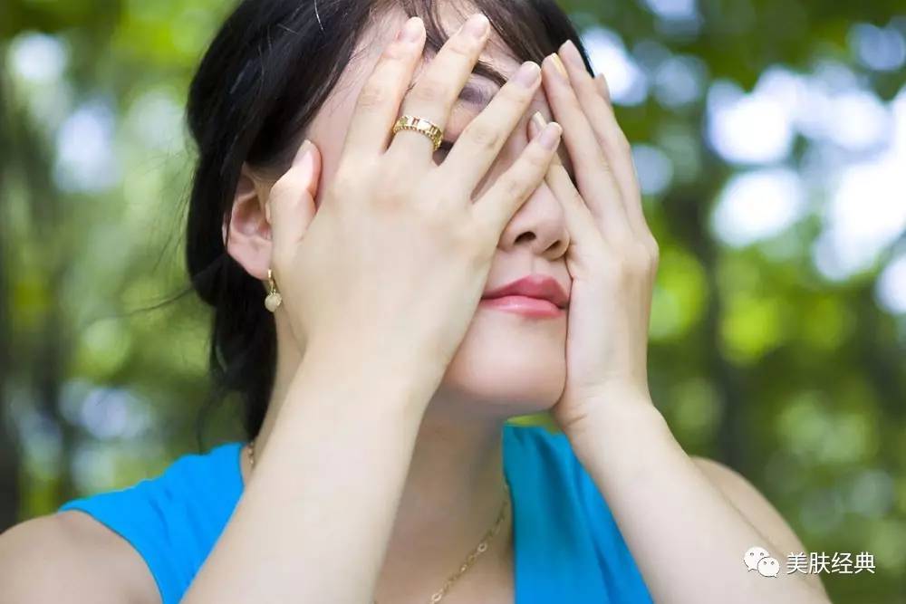 痘友用什么产品最好,爱长痘的人要避免哪些食物