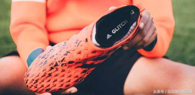 买不起正品足球鞋,glitchtf足球鞋