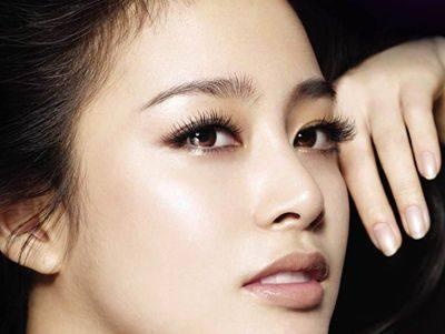 假体隆鼻感染过程,假体隆鼻后感染有哪些症状