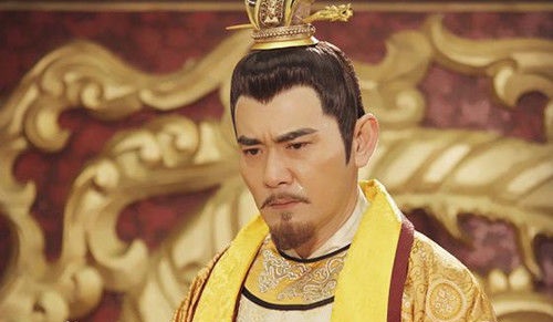 正是由于他的大力支持，寿王李瑁才错失太子之位，老婆被抢走