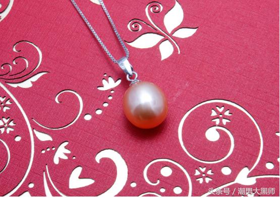 珍珠寓意美丽和纯洁,珍珠象征纯洁高贵