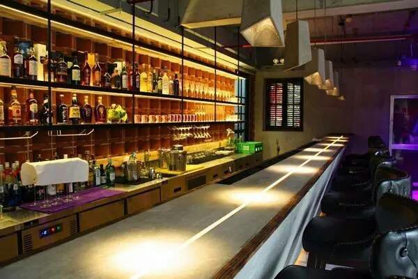 宁波南塘老街介绍,穿越百年的街市