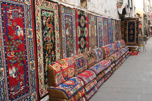 藏族手工编织藏毯,藏式手工编织毯