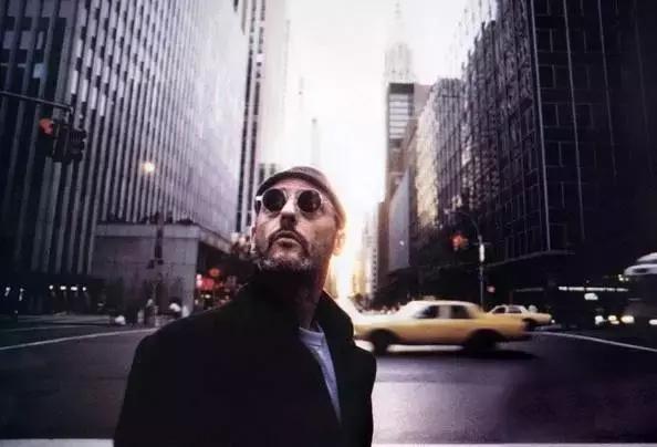 女明星把它宠上了天，一年四季走哪儿带它！