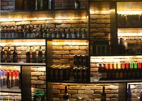 武汉最大的酒吧在哪里,武汉大夜场酒吧