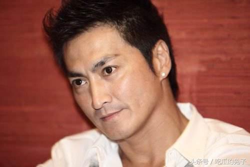 何家劲和展昭直播,开封府御猫展昭何家劲