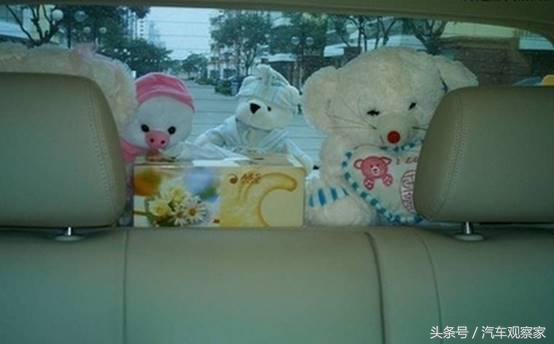 车内放什么摆件寓意好,车内保平安一般放什么摆件