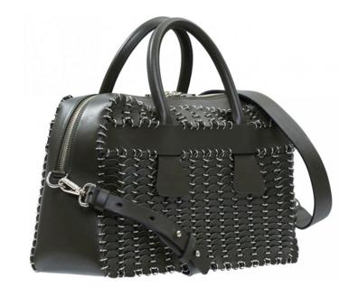 伦敦时装周时尚衣服穿搭,最新时装周街拍包包