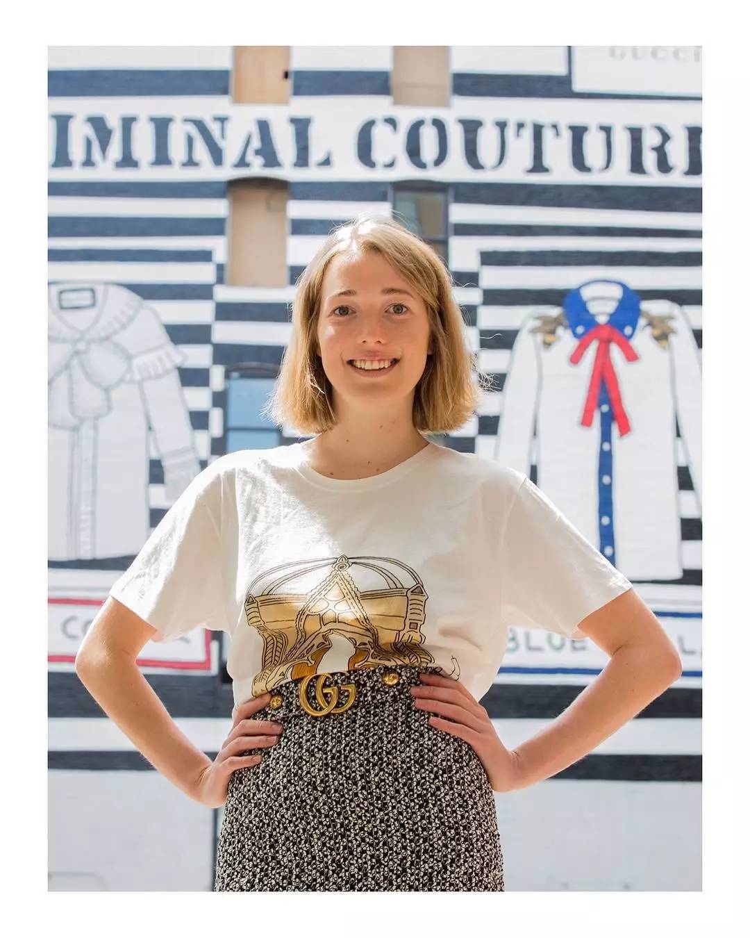 t恤牛仔甜酷,今夏流行这4种t恤时尚又百搭