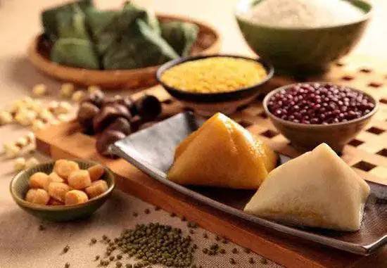 去旅游贵州必吃的地方,贵州少数民族传统节日