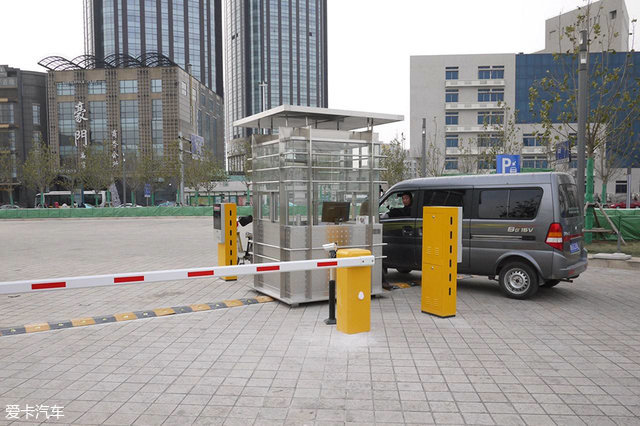 车牌丢了如何补办,车牌丢了应该如何补办呢