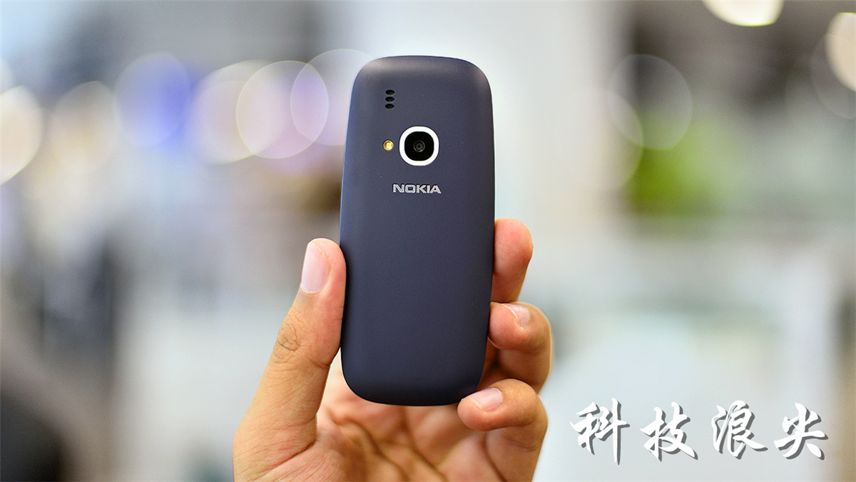 诺基亚3310二代贪吃蛇,iphone15promaxvs诺基亚3310