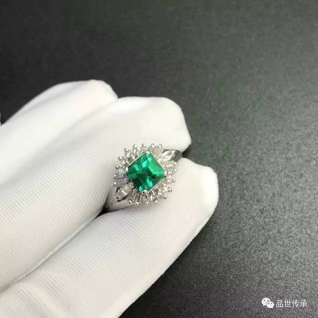 祖母绿戒指女款,祖母绿戒指