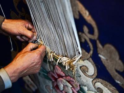 藏族手工编织藏毯,藏式手工编织毯