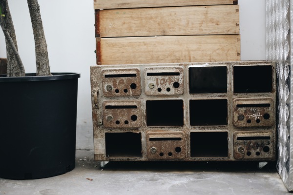 他将厦门的民宅改造成烘焙馆，每周邀请100位陌生人喝精品咖啡