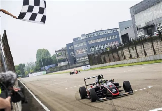 壳牌喜力f4比赛视频,壳牌喜力国际汽联F4方程式