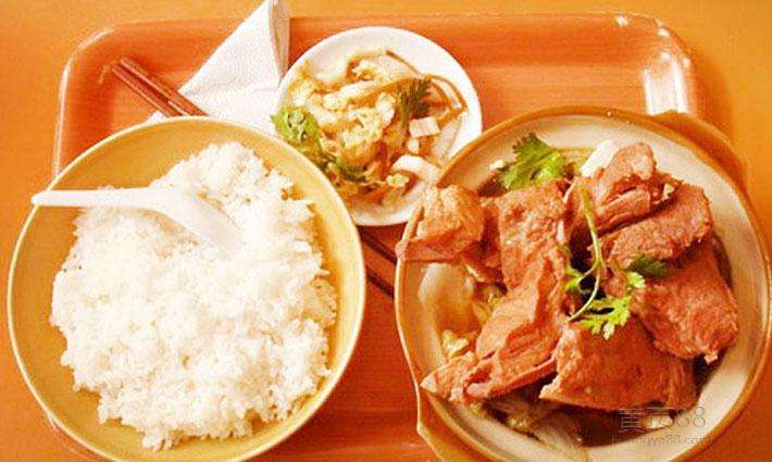 传统美食与现代的融合,美食名菜大比拼