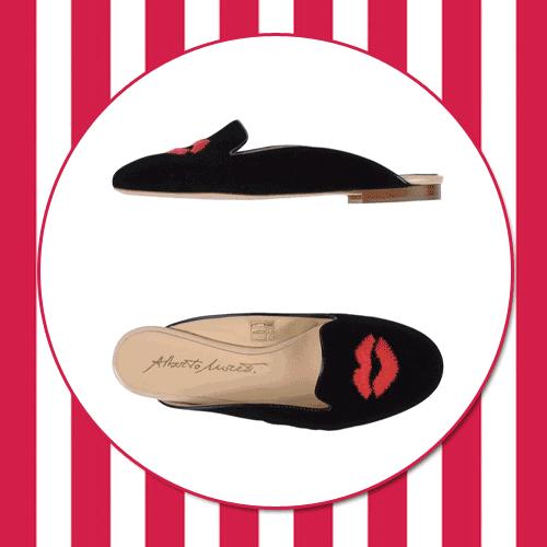 包邮的澡堂拖竟然火到小包总周冬雨都抢着穿