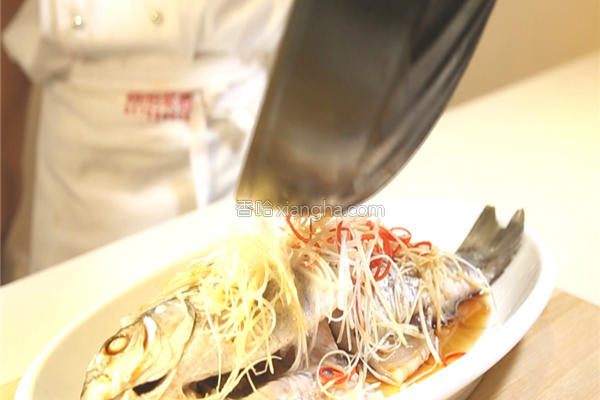 鱼肉怎么做不腥不老口感滑嫩？记住6个诀窍，放心吃！