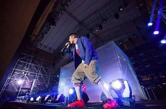 陈冠希是教父吗,陈冠希代表一个时代