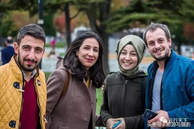 土耳其人一个月多少工资,土耳其人一天在干什么