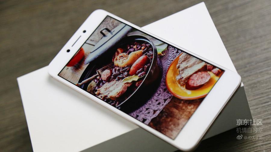 1500块以内的手机玩游戏,酷派酷玩6大米评测