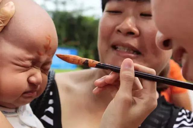 六个关键词学会用英语介绍端午节,关于端午节的英语词汇和句子