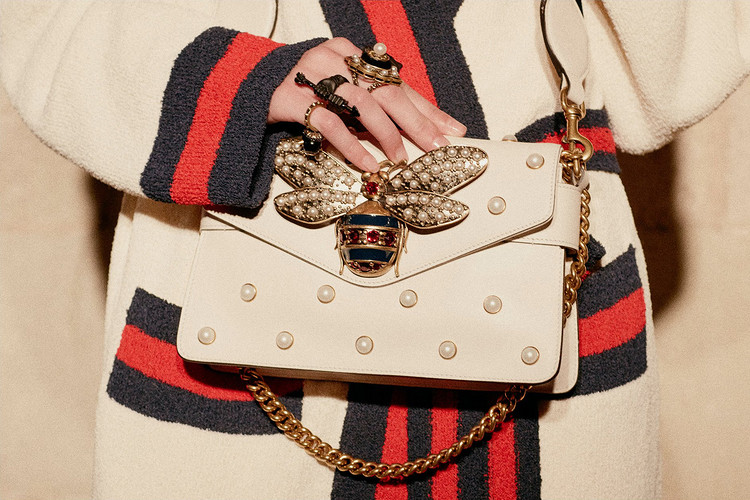 gucci比较火的衣服,gucci又开始出爆款了