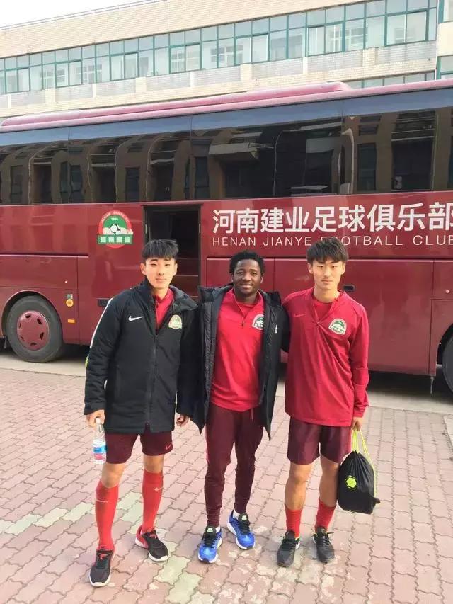 巴萨三巨星引援,巴萨引进的四位球员