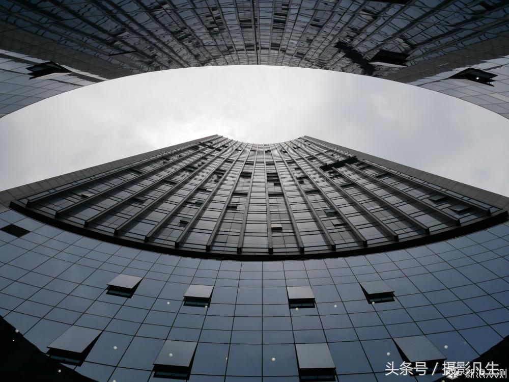 松下gf9可以自拍吗,带女朋友旅游拍照相机推荐