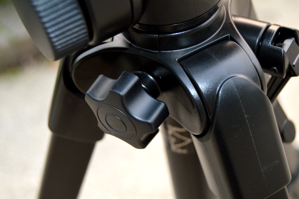 推荐一款性价比高的三脚架,百元性价比三脚架