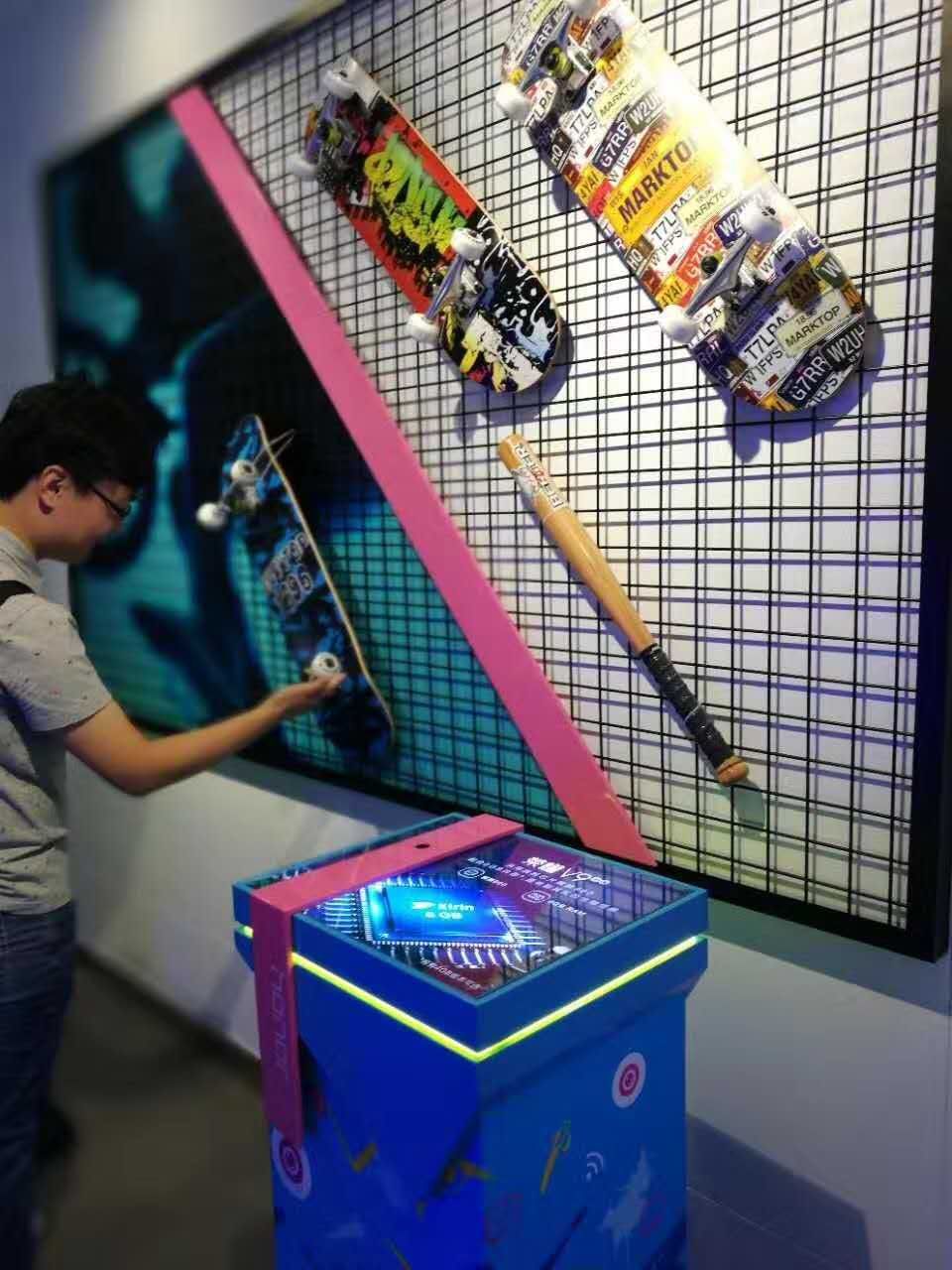 这个手机品牌在深圳开了一家店火爆程度超出想象！