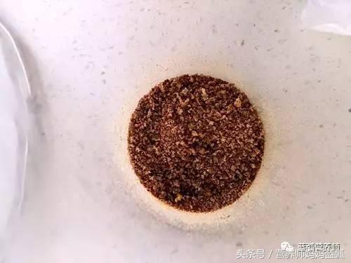 宝宝查血缺铁了，麻麻自制猪肝粉来食补！